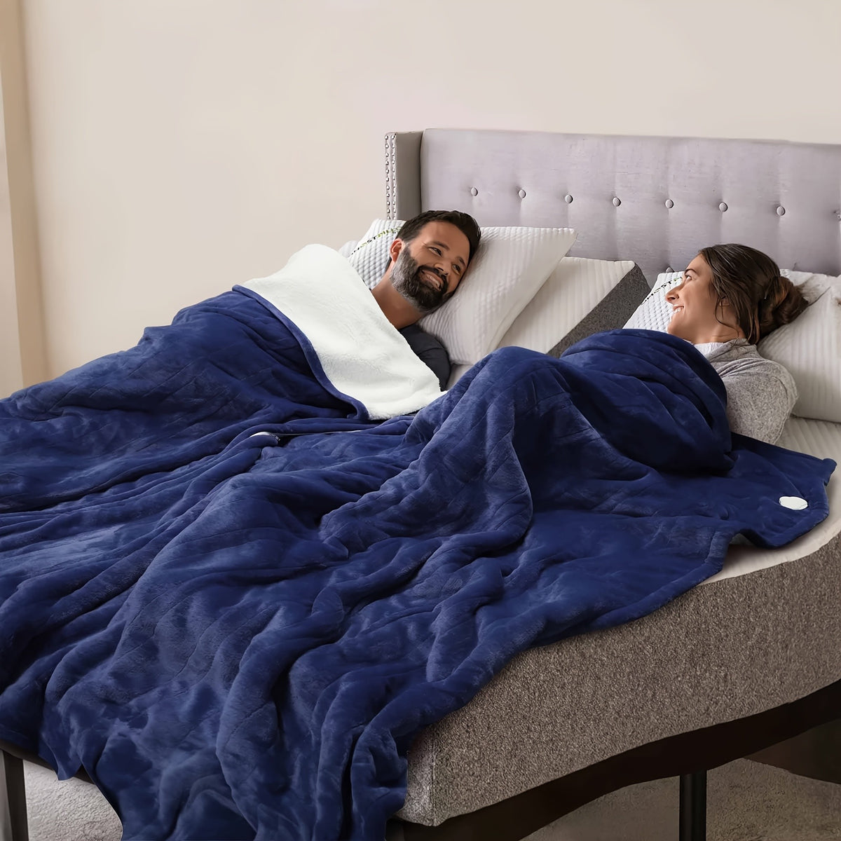 Flannel Sherpa Electric Blanket with 6 Heat Settings, Twin Full and Queen Size Options, Soft Double-Sided Heated Cover for Indoor Winter Comfort