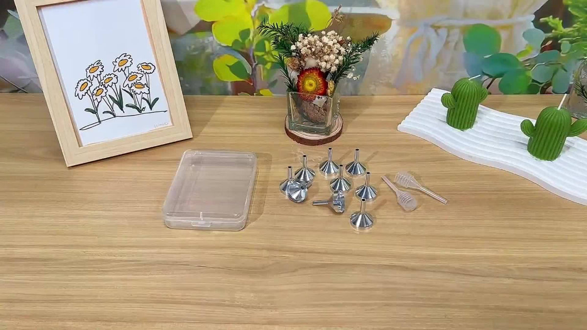 Mini Perfume Funnel in Aluminum Alloy, Small Bottle Refilling Tool with 1, 2 or 4 Piece Options in Silvery, Golden or Black for Fragrance Vials and Atomizers