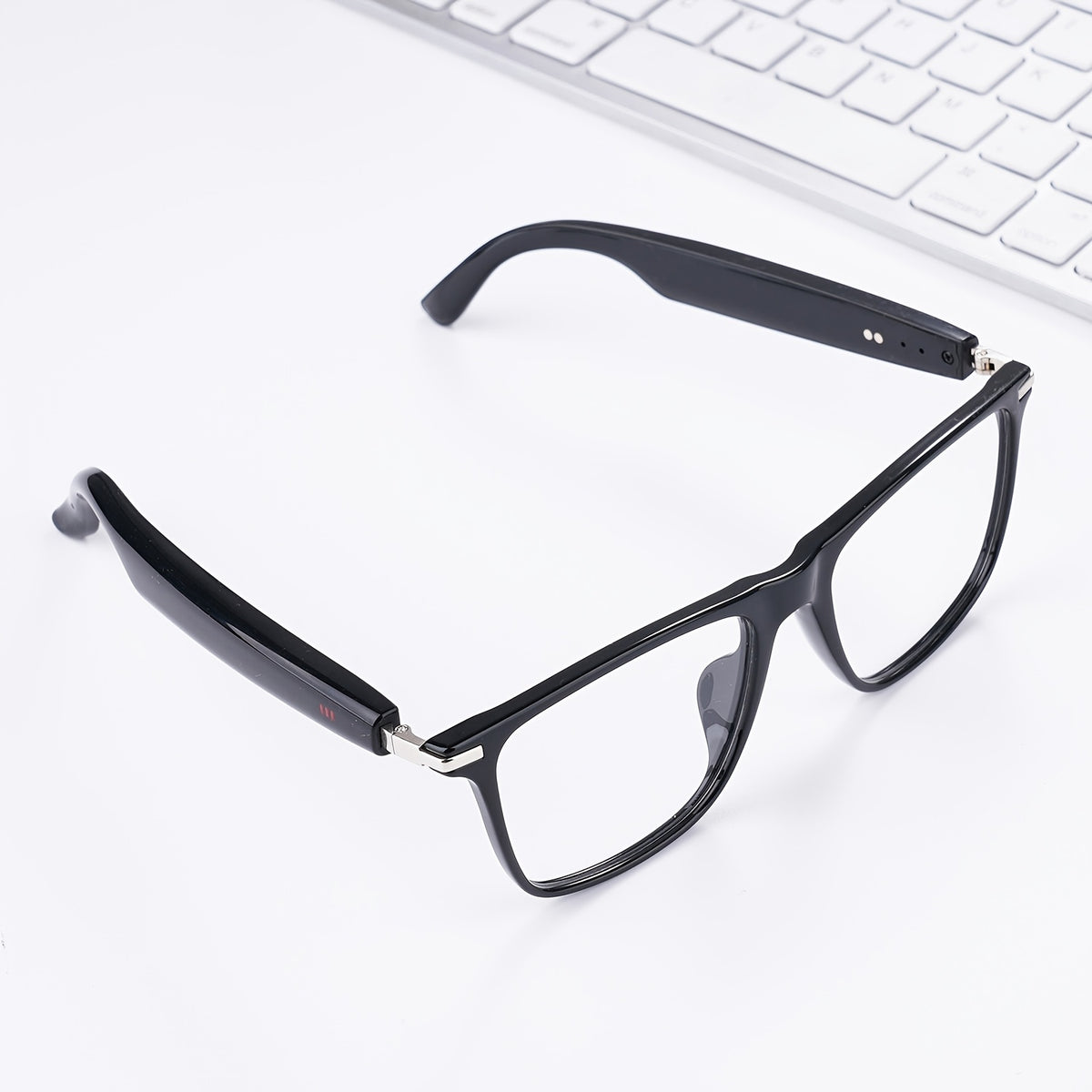 160 Language Translation Smart Glasses, AI Audio Glasses with ChatGPT, HD Calls & HiFi Music, Built-in Mic & Speaker, Photochromic Lenses, Real-Time Translator Eyewear for Travel, Meetings, Men & Women