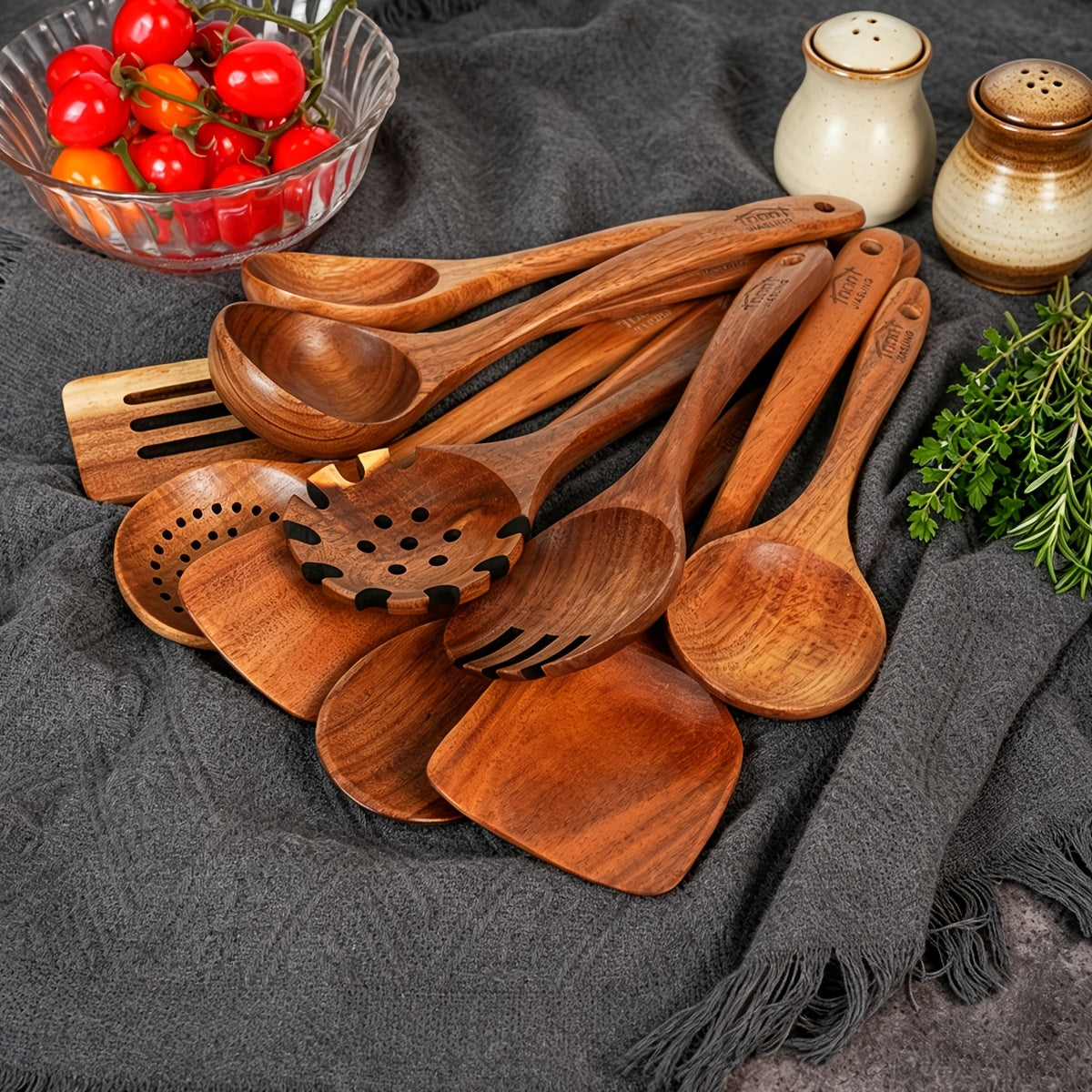 Wooden Cooking Utensils Set, 10-Piece Teak Kitchen Spoon and Spatula Tool Options for Everyday Stirring, Mixing and Meal Preparation in Home Kitchens