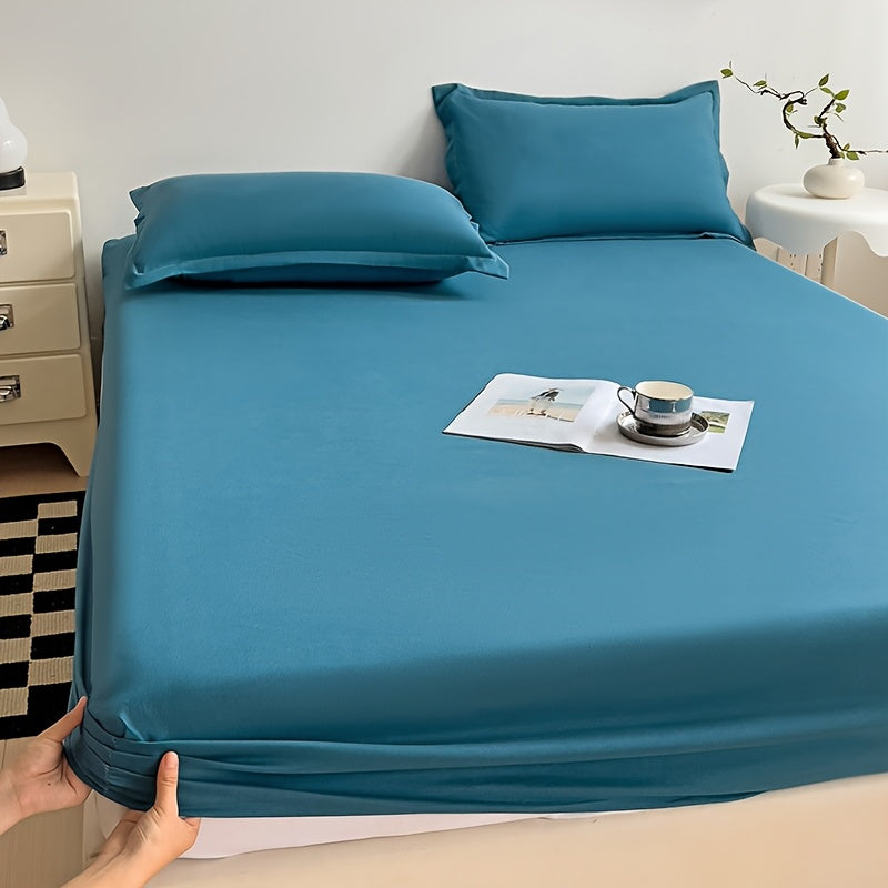 Brushed Microfiber Fitted Sheet, Single Solid-Color Bed Sheet with Thirteen Size Labels and Ten Color Options for Bedroom and Guest Room, Pillowcases Not Included